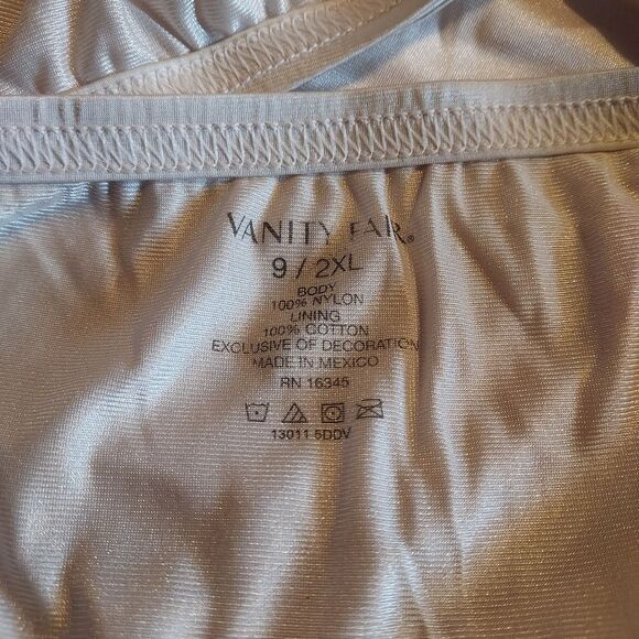 Vanity Fair Beige Underwear 3 Pack - Picture 3 of 3